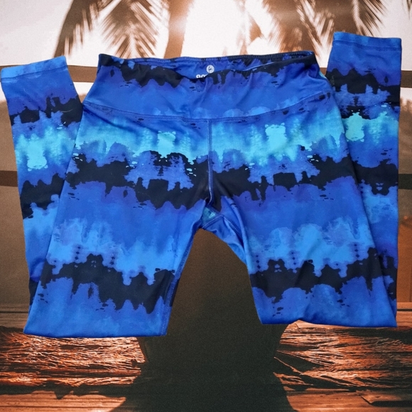 90°Degree by Reflex Blue and Black Watercolor Spandex Yoga Pants - Picture 2 of 6